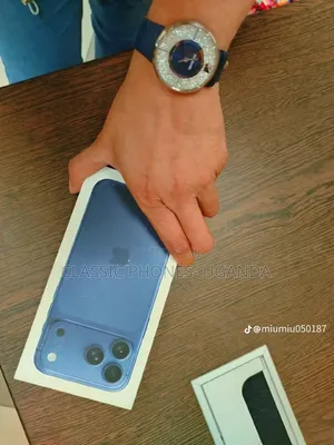 New Apple iPhone 17 Pro Max 1 TB Blue