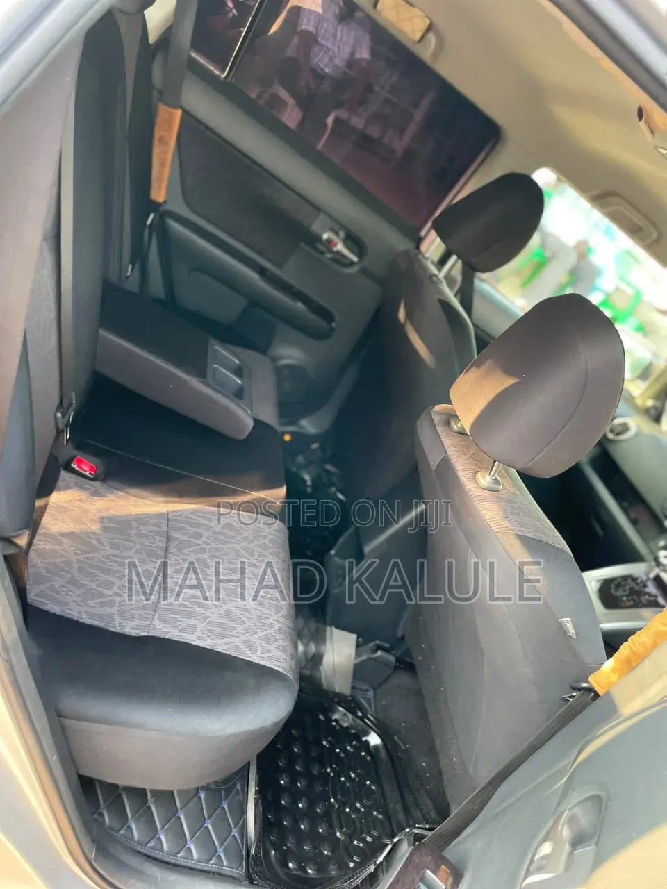Toyota Corolla Rumion 2012 Silver