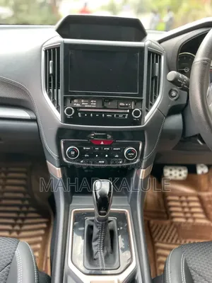 Subaru Forester 2019 White