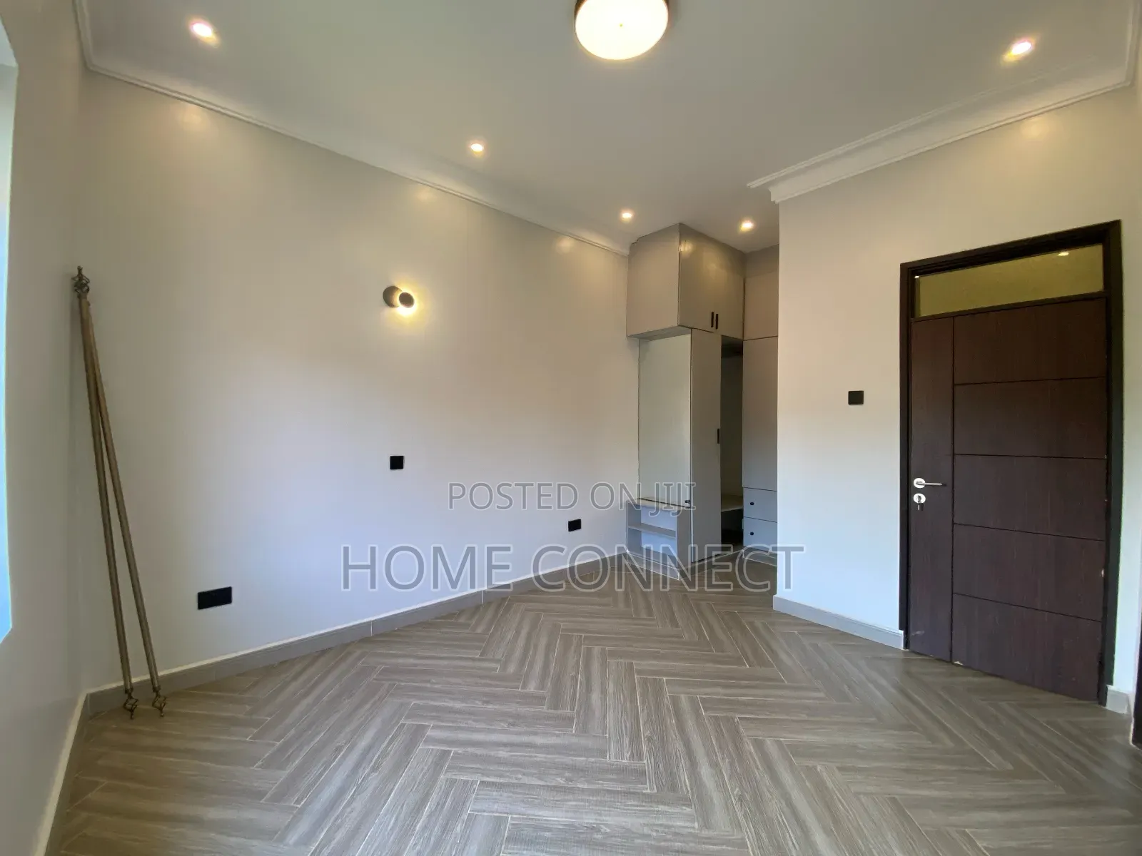 2bdrm Apartment in Muyenga Kironde Road, Central Division for rent