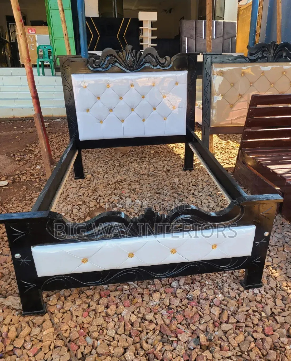 4 by 6 Bed With 2 Flowers