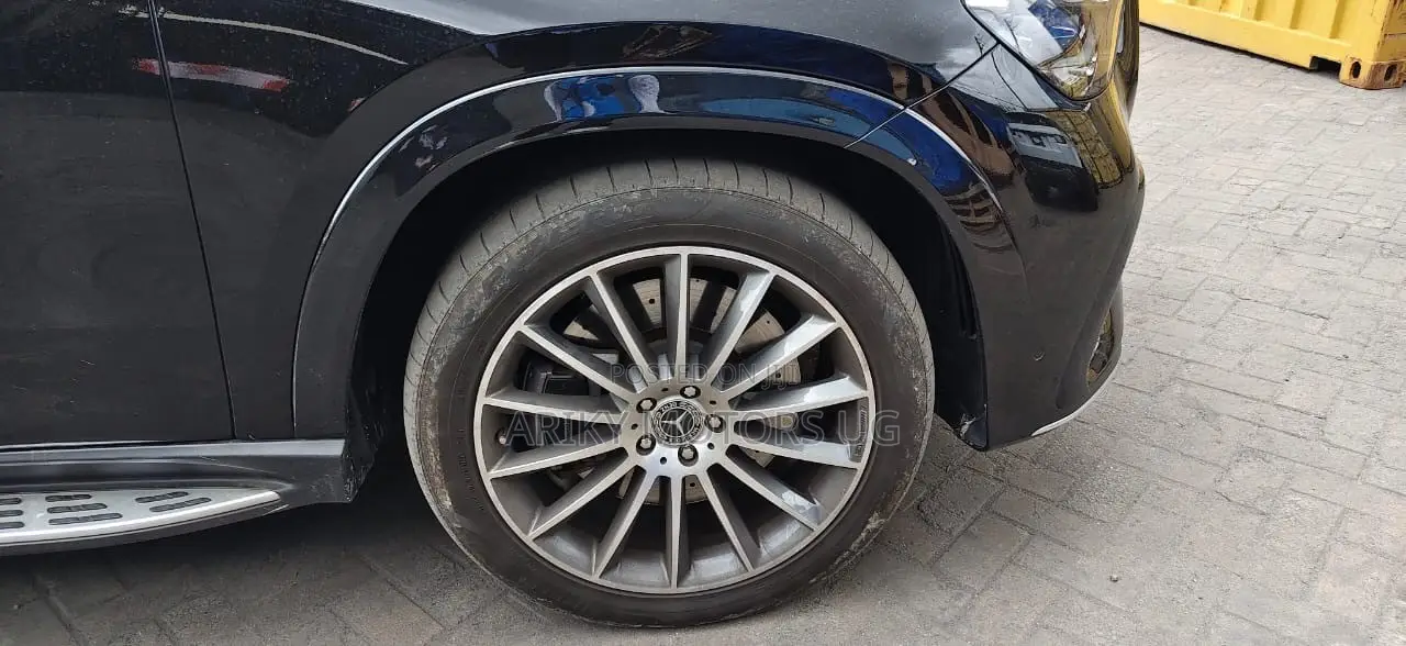 Mercedes-Benz GLE-Class GLE 400d 4MATIC 2023 Black
