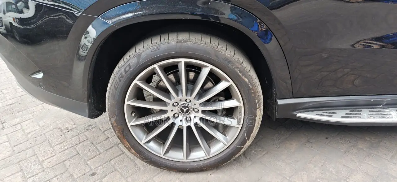 Mercedes-Benz GLE-Class GLE 400d 4MATIC 2023 Black