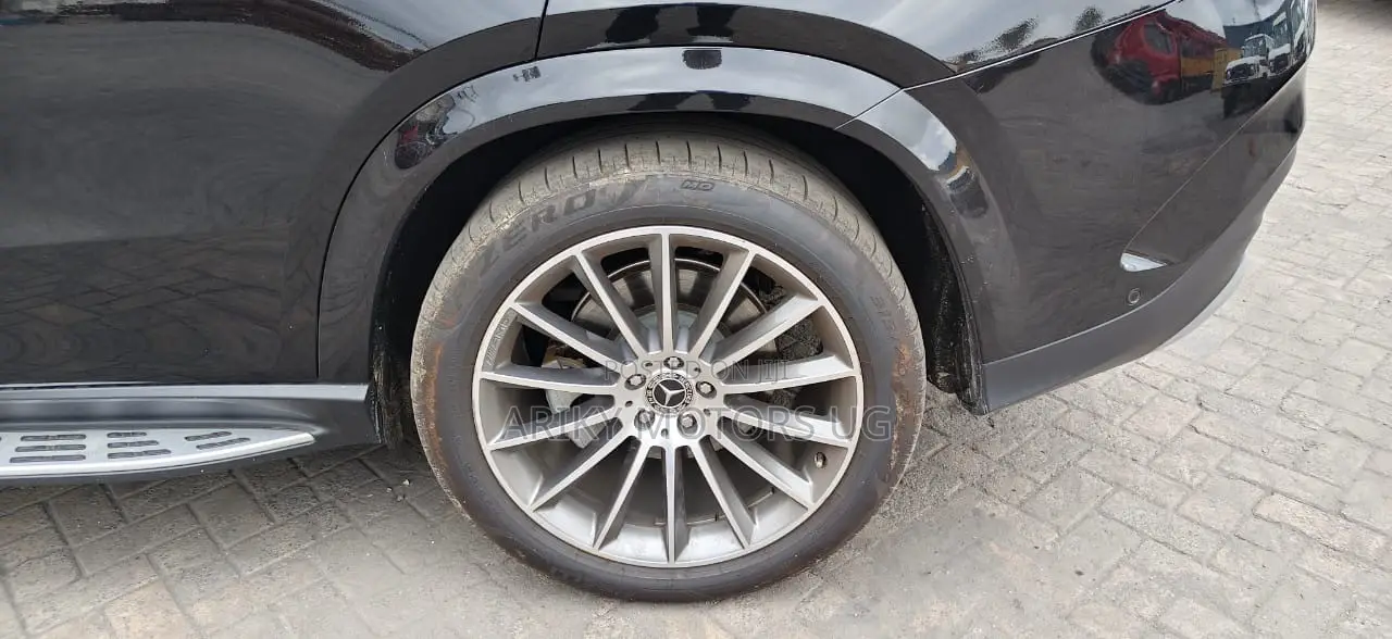 Mercedes-Benz GLE-Class GLE 400d 4MATIC 2023 Black