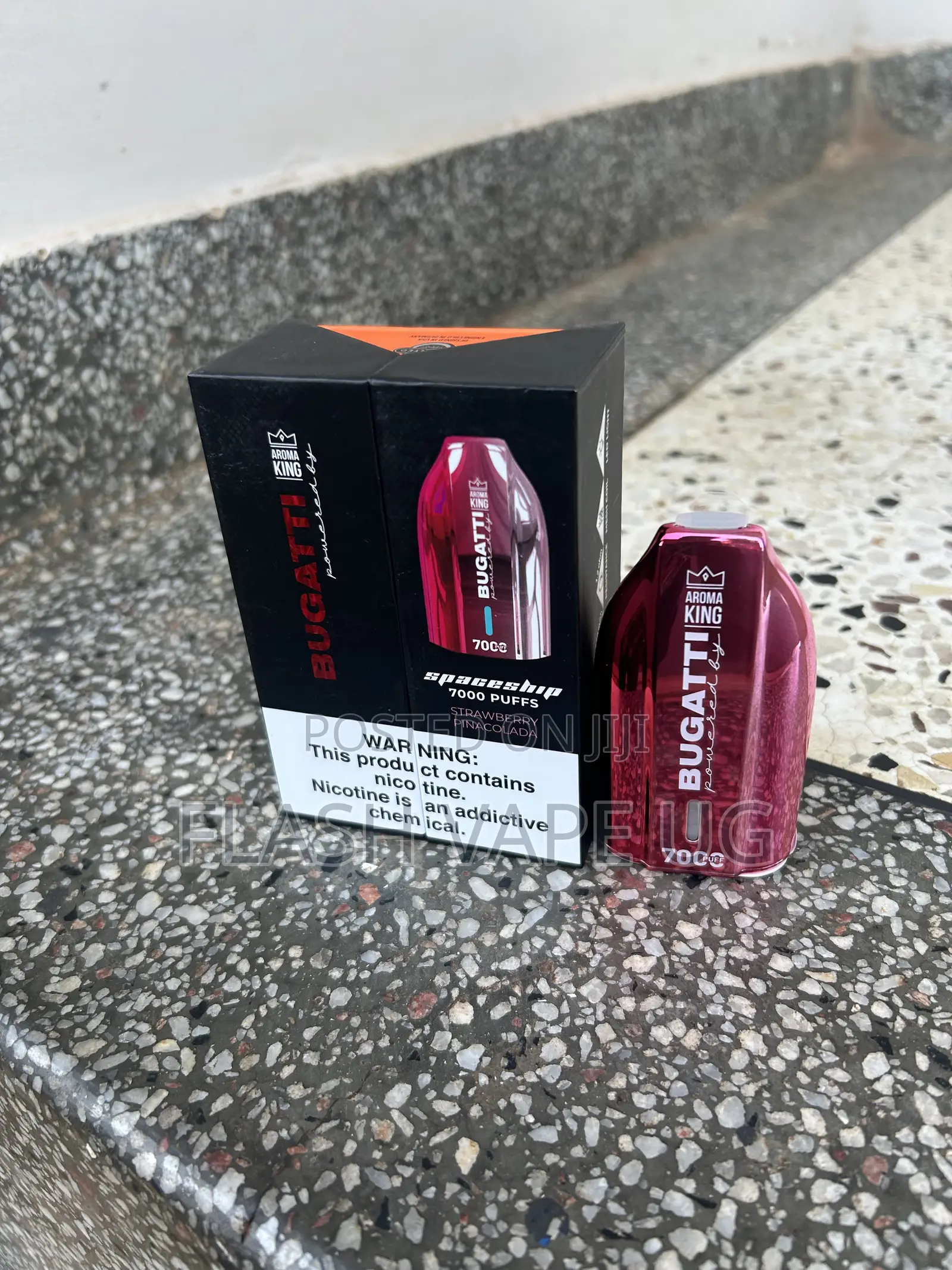 Spaceship Vape in Strawberry Pinacolada Flavor