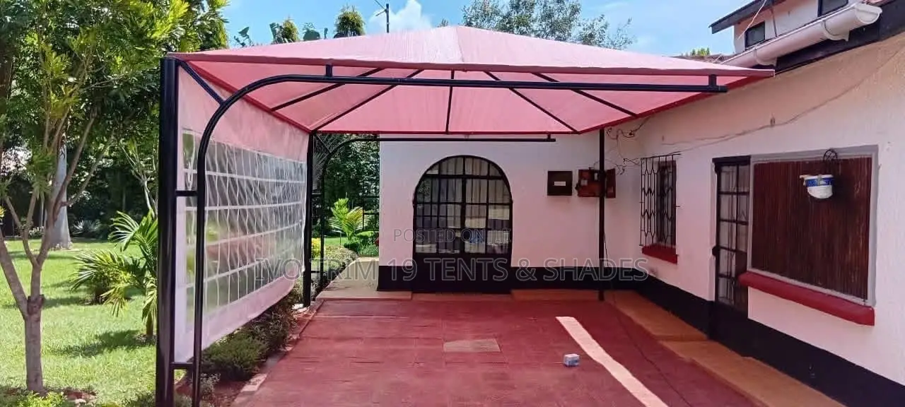 Square-Topped Cantilever Patio Shade