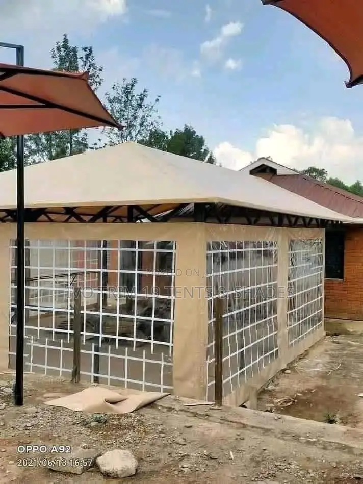 Fully Enclosed Pyramid-Roof Event Tent / Gazebo