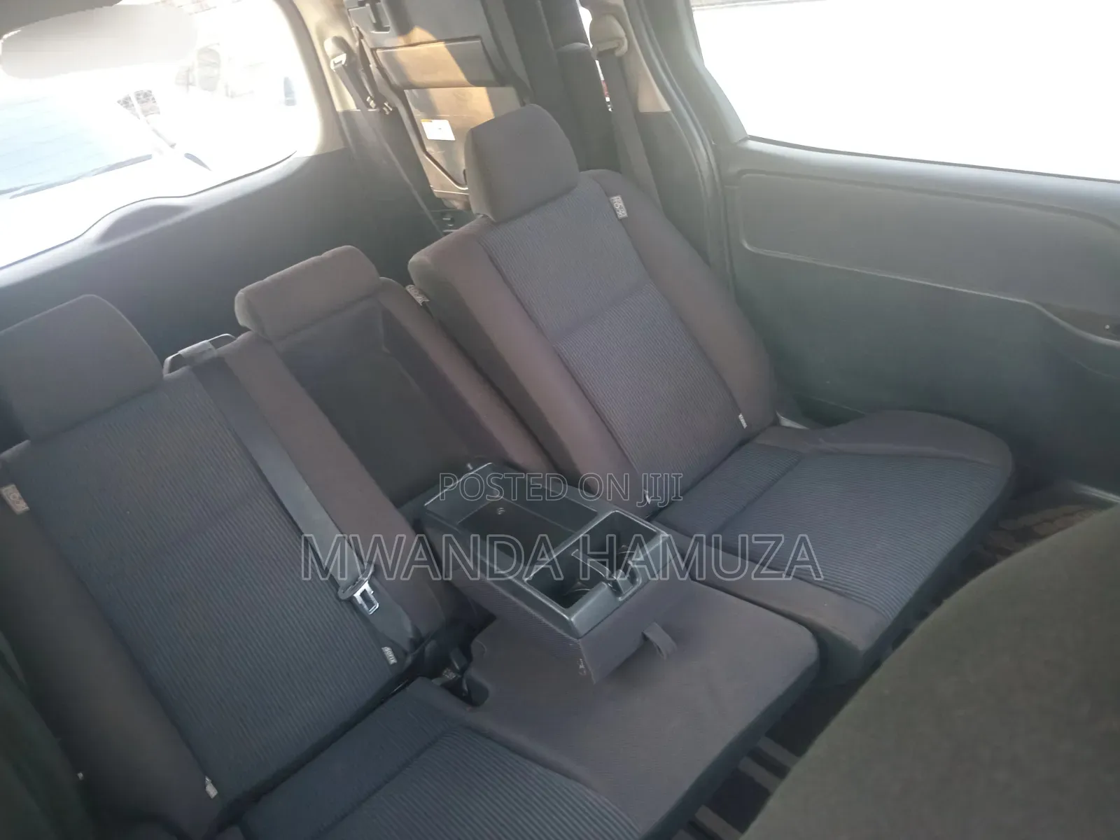 Toyota Noah 2014 Silver