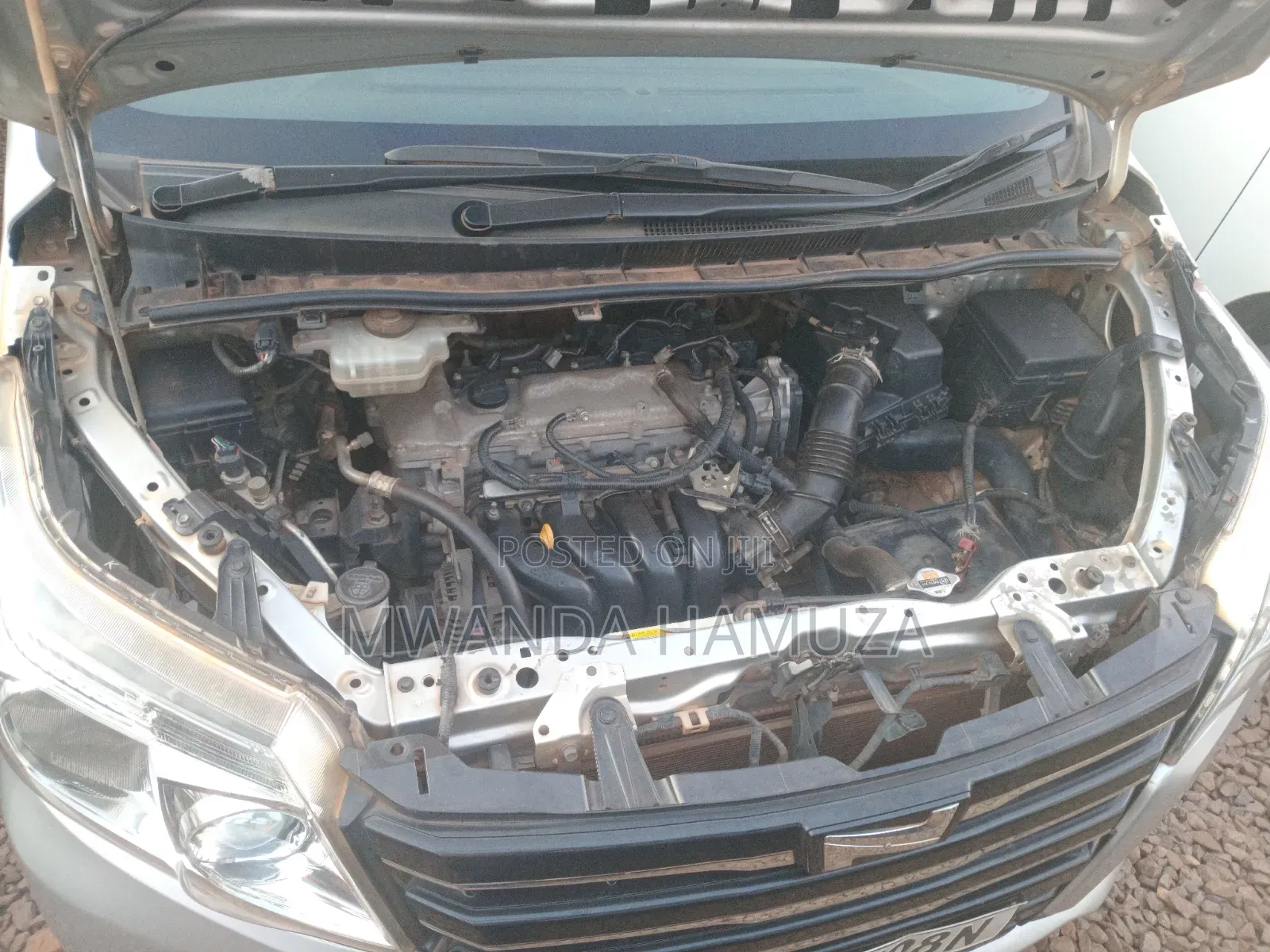 Toyota Noah 2014 Silver