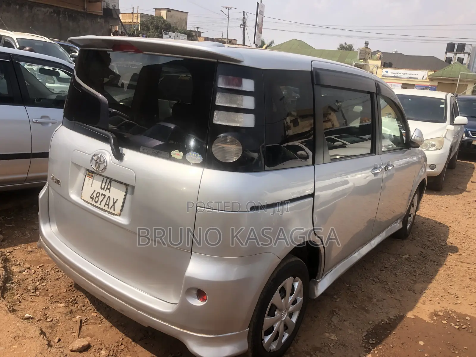 Toyota Sienta 2007 Silver