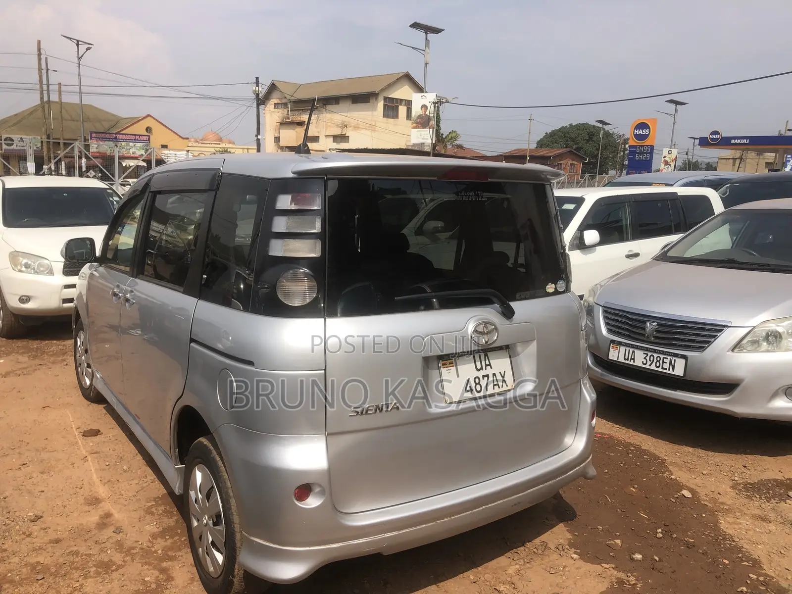 Toyota Sienta 2007 Silver