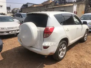 Toyota RAV4 2007 White