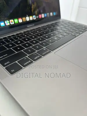 Laptop Apple MacBook Air 2019 8GB Intel Core i5 SSD 256GB