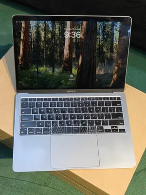 New Laptop Apple MacBook Air 2020 M1 8GB Apple M1 SSD 256GB