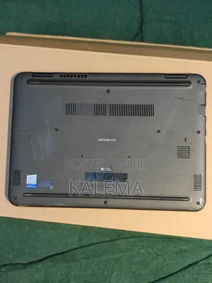 New Laptop Dell Latitude 3310 4GB Intel Core i3 SSD 128GB