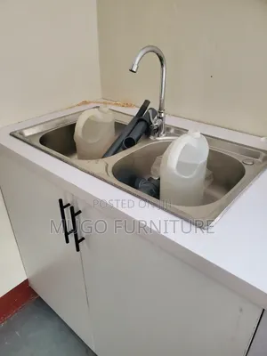 Pure White Elegant Lab Worktops
