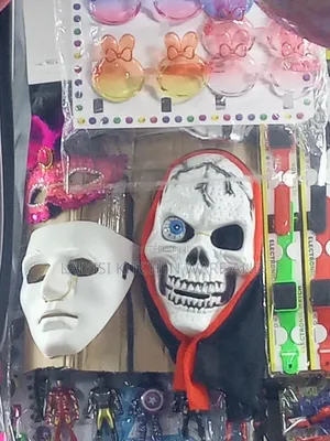 Sand Clown Men and Women Horror Mask Masquerade Witch Beard SkullCover