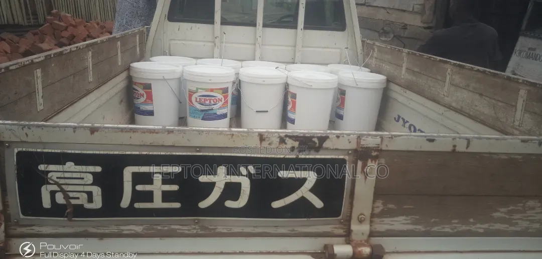 Free Labor When U Buy Above 20 Buckets of Texture