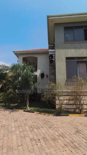 5bdrm House in Division A for sale
