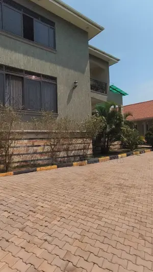 5bdrm House in Division A for sale