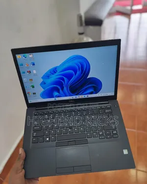 Laptop Dell Latitude 7390 8GB Intel Core i5 SSD 256GB