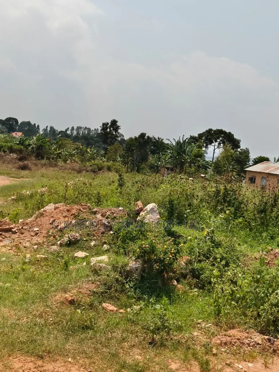 10 Acres of Prime Land for Sale – Busiika, Kakoni, Busoke
