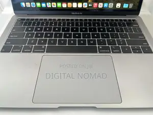 Laptop Apple MacBook Air 2019 8GB Intel Core i5 SSD 256GB
