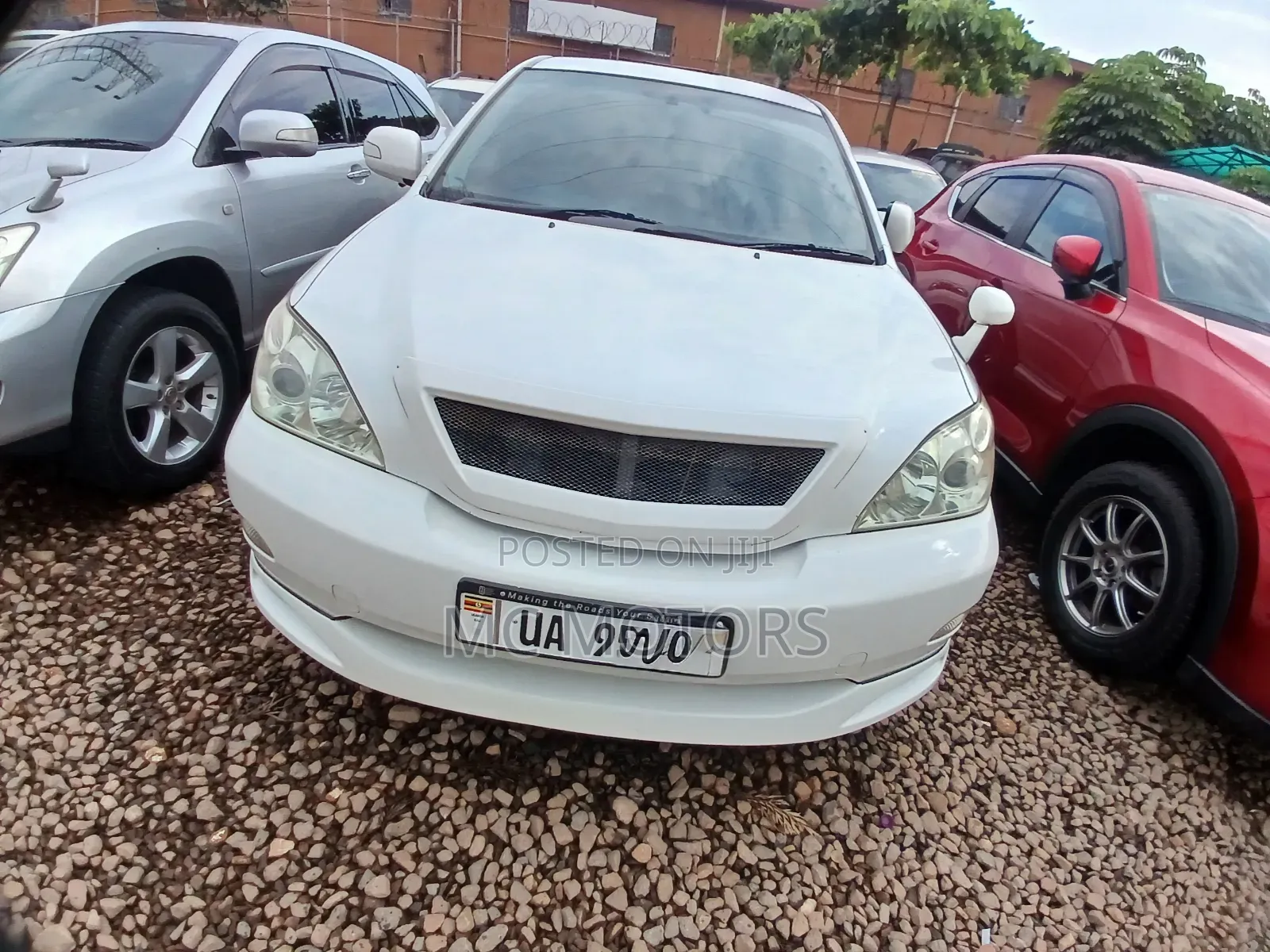 Toyota Harrier 2.4 2011 White