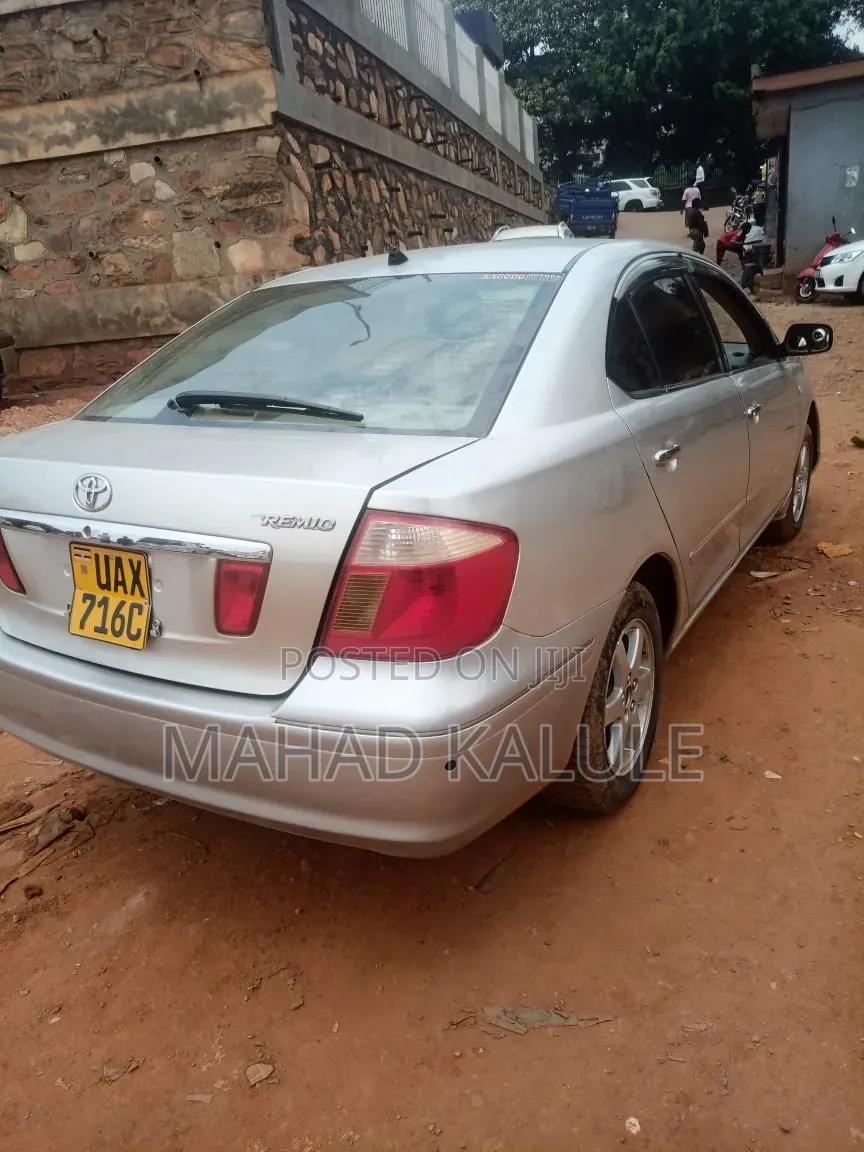 Toyota Premio 2004 Silver