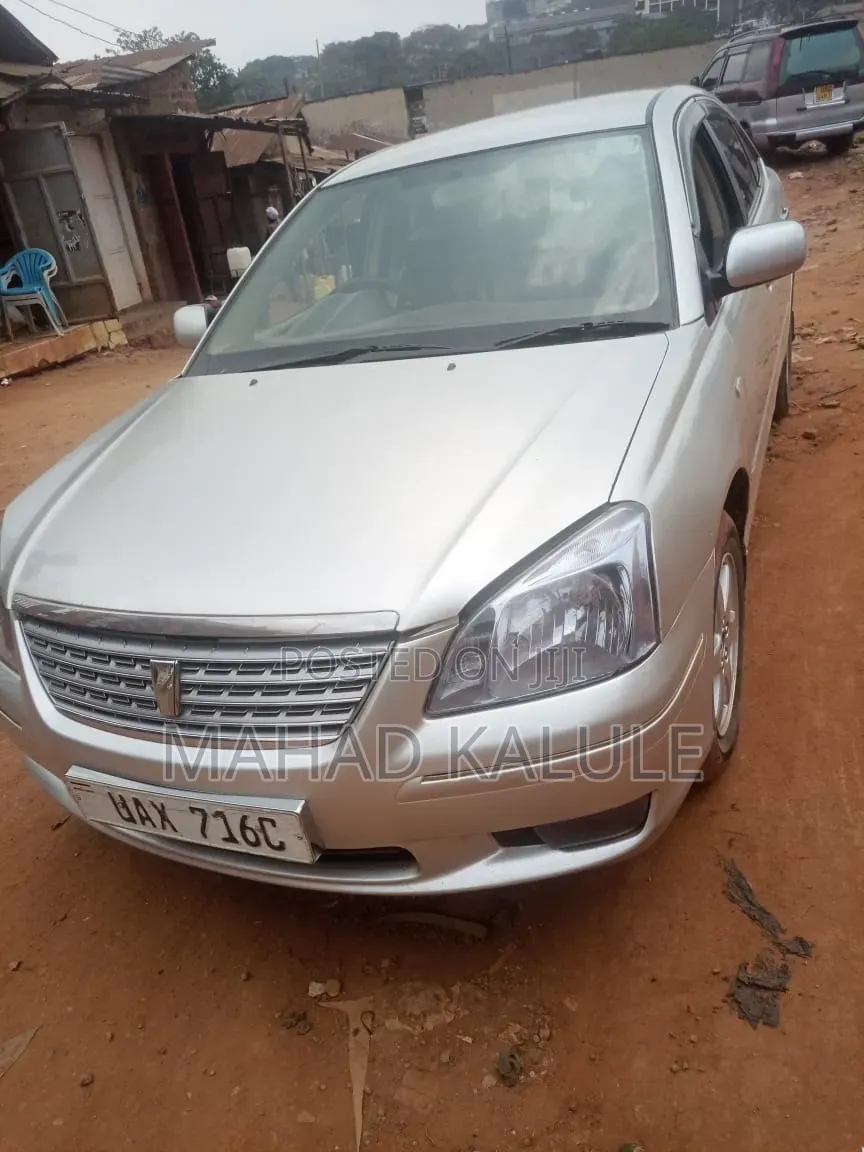 Toyota Premio 2004 Silver