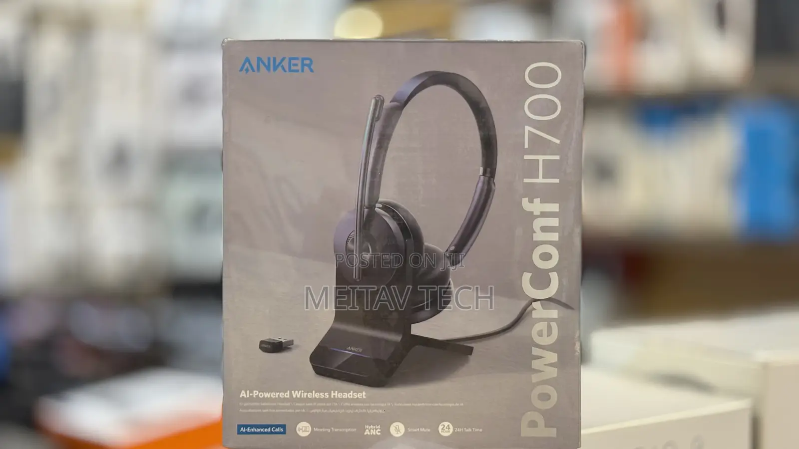 PowerConf H700 With Charging Stand