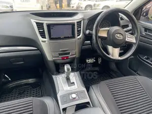 Subaru Outback 2011 Black