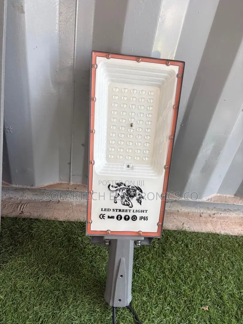 200W Solar Street Light | 3030 LED | 160lm/W | IP65 Waterproof