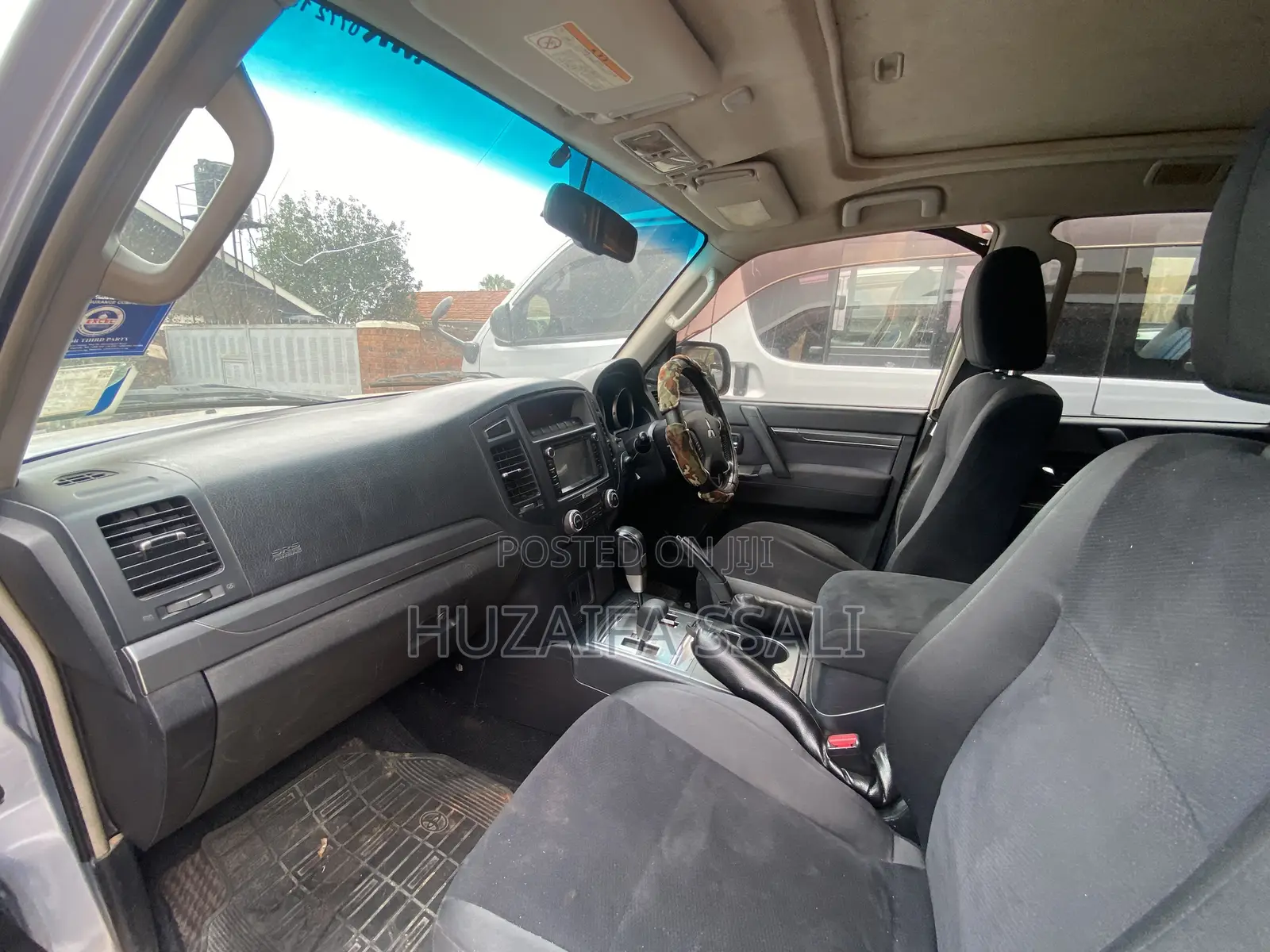 Mitsubishi Pajero 2010 White