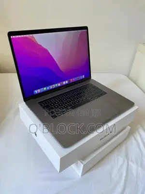 Laptop Apple MacBook Pro 2018 16GB Intel Core i7 SSD 512GB
