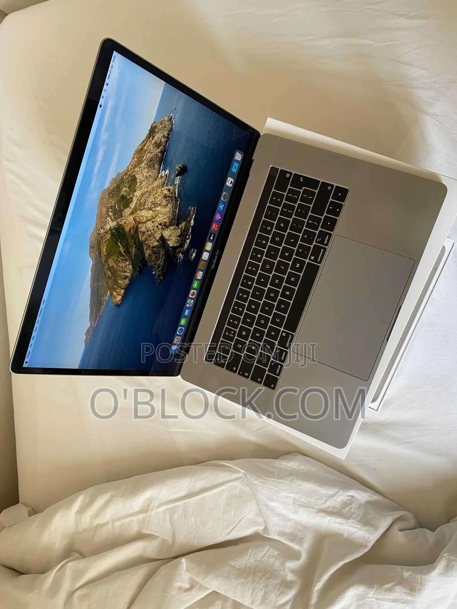 Laptop Apple MacBook Pro 2018 16GB Intel Core i7 SSD 512GB