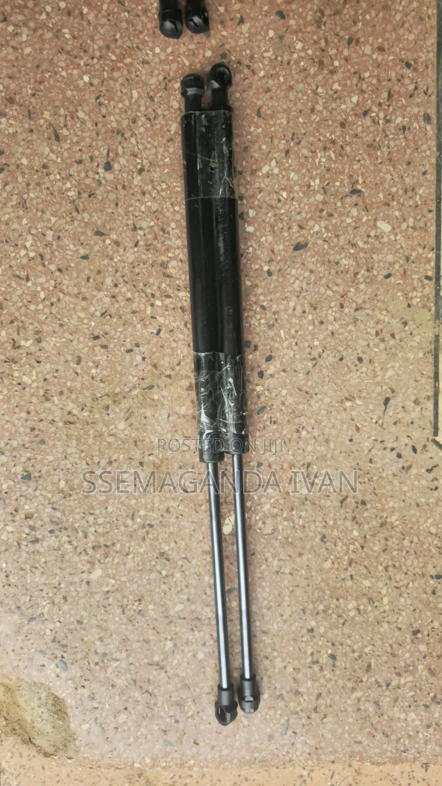 Fielder Boot Shocks in Brand New Pair Behind Boot
