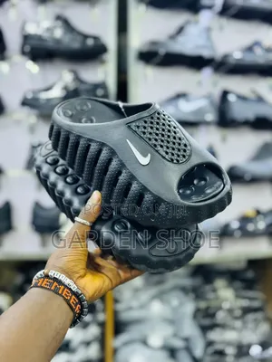 Slide Shoe