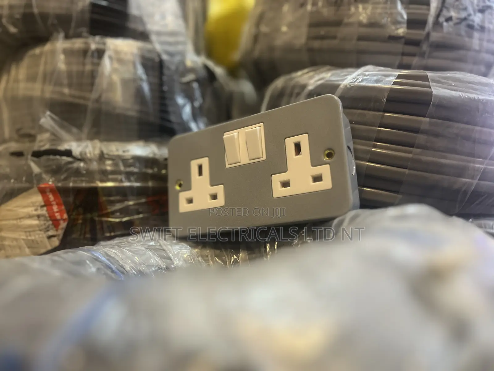 Double Sockets (Metallic)