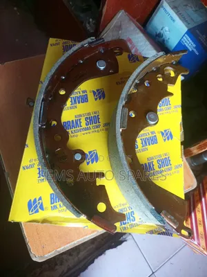 Brake Shoes. Corona