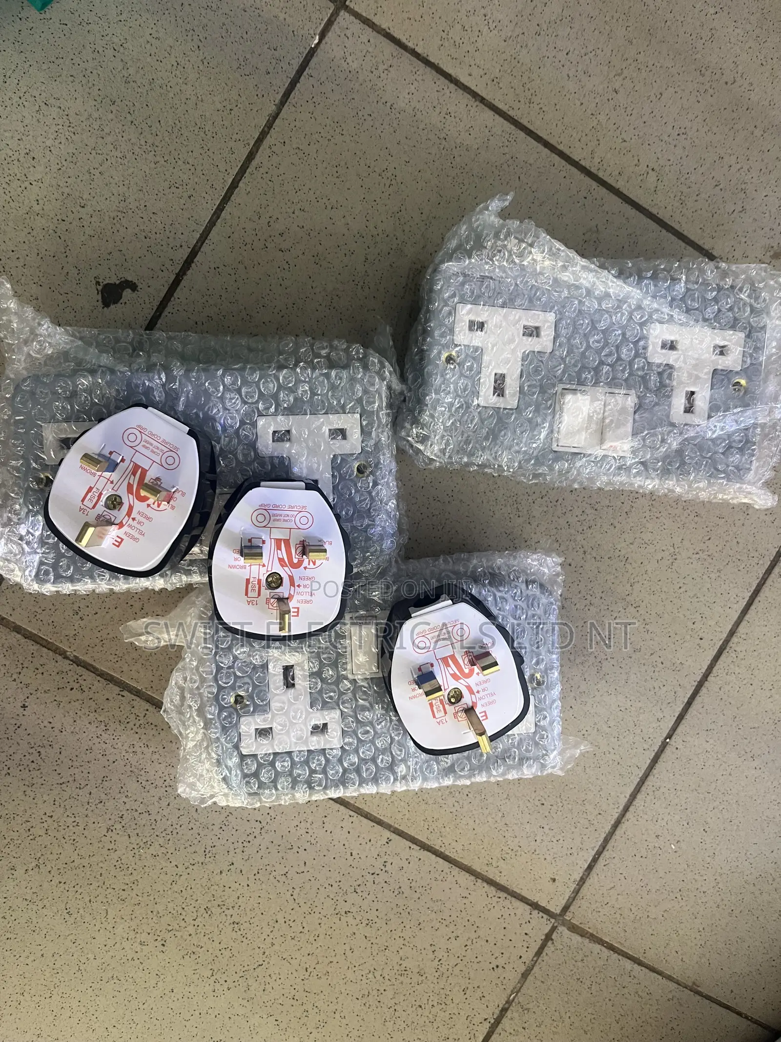 Double Sockets (Metallic)
