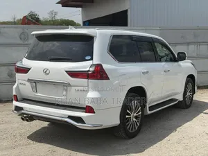 Lexus LX 2017 White