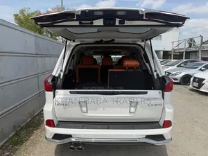 Lexus LX 2017 White