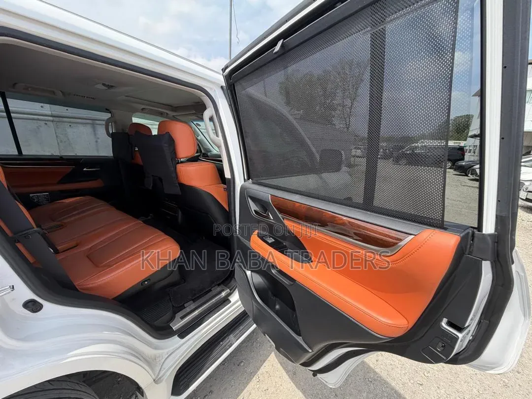 Lexus LX 2017 White