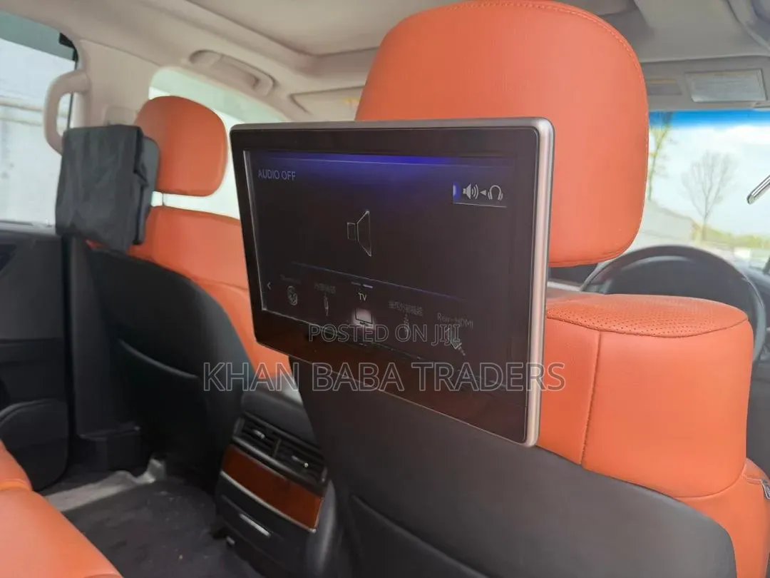 Lexus LX 2017 White