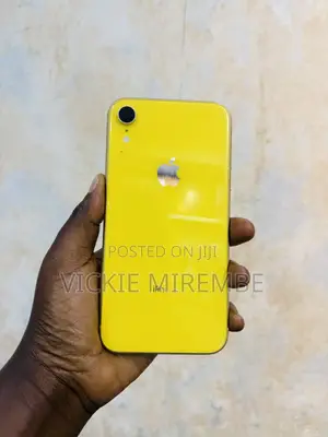 Apple iPhone XR 64 GB Yellow
