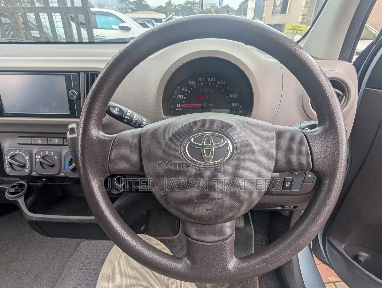 Toyota Passo 2014 Silver