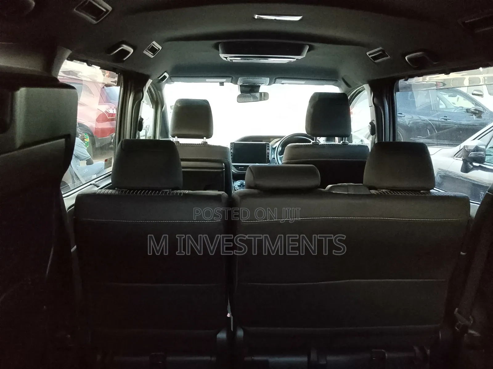 Toyota Noah 2.0 AWD (7 Seater) 2018 Silver
