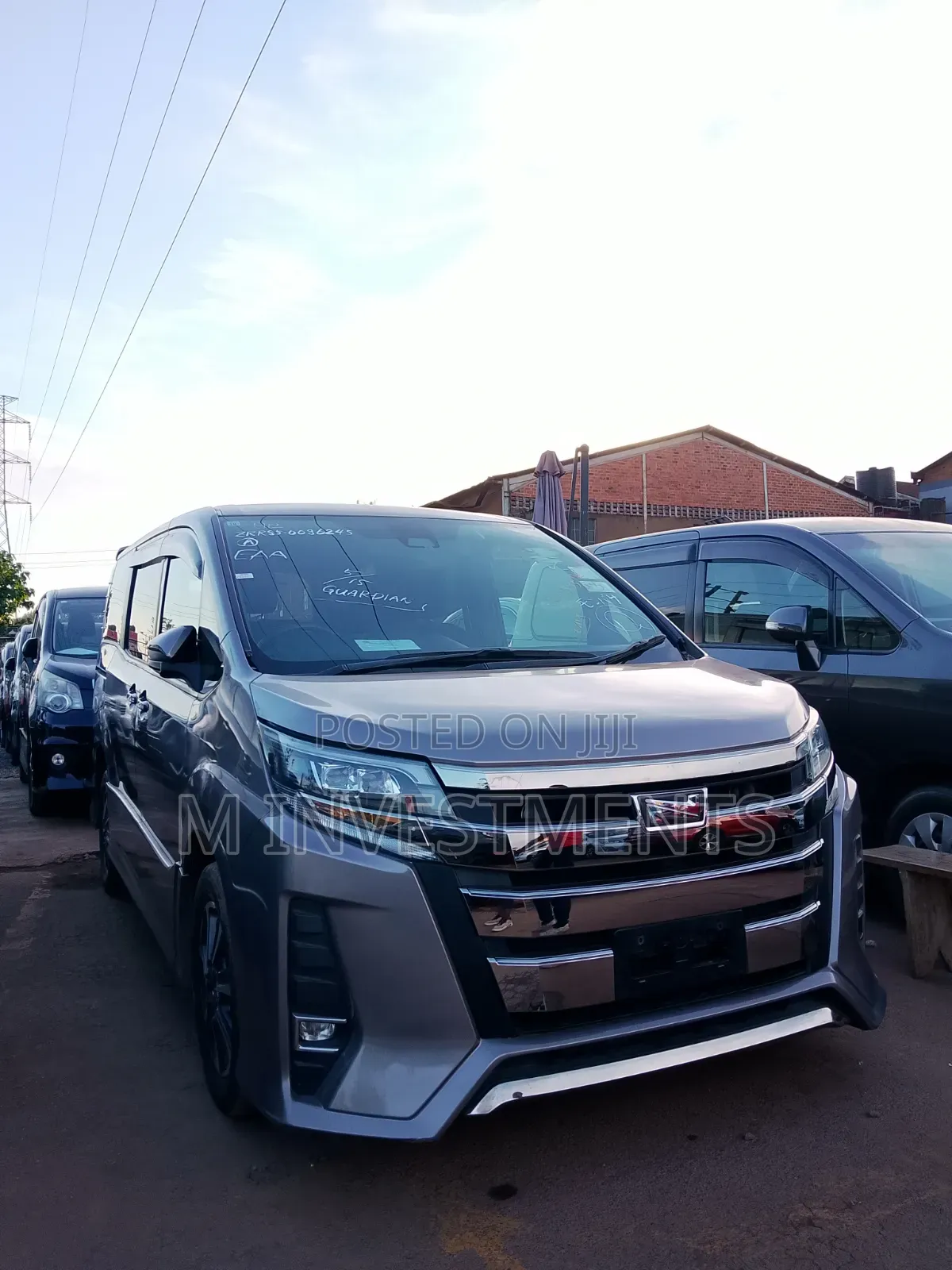 Toyota Noah 2.0 AWD (7 Seater) 2018 Silver