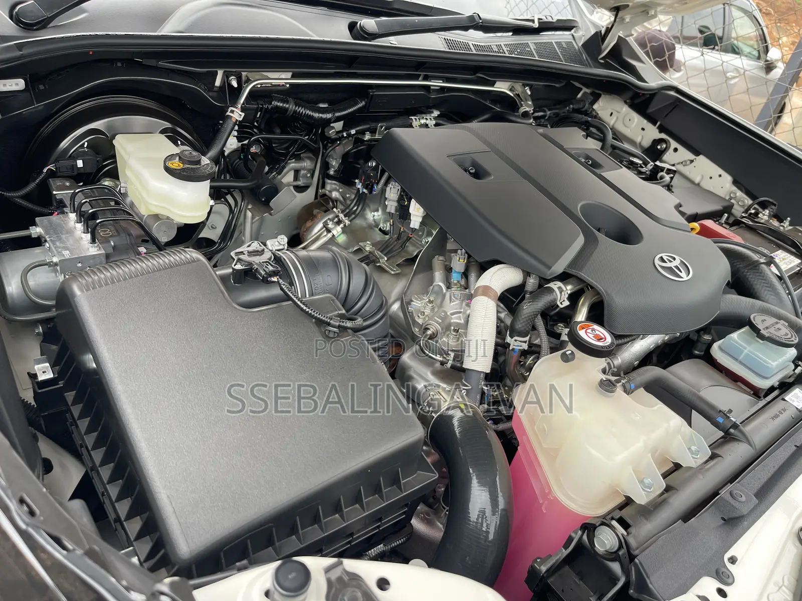 New Toyota Hilux 2026 White